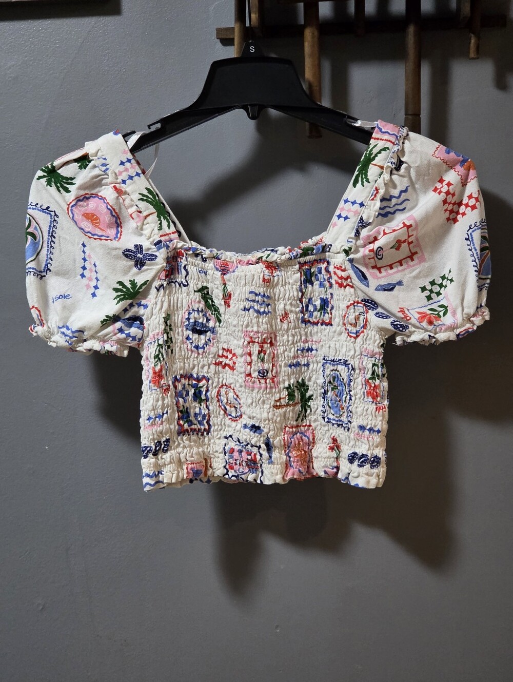 Monteau Los Angeles Postcard & Stamp Smocked Crop Top Size L